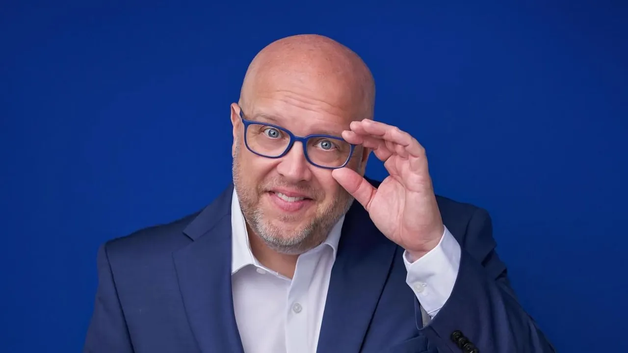 Danny Johnson, Stand Up Comedy